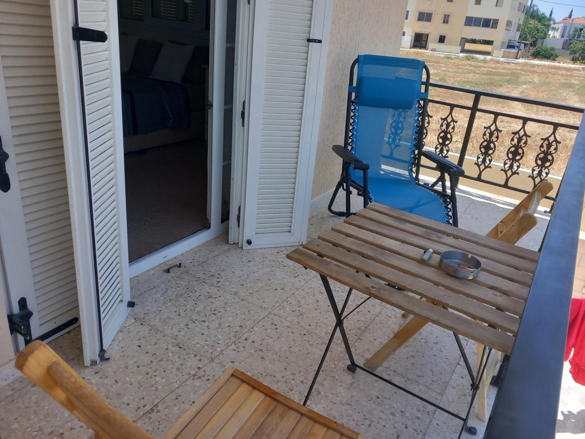 Vasilis House Apartamento Dromolaxia Exterior foto